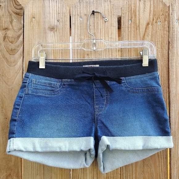 Lei - Pullover Jean Shorts - Picture 1 of 7